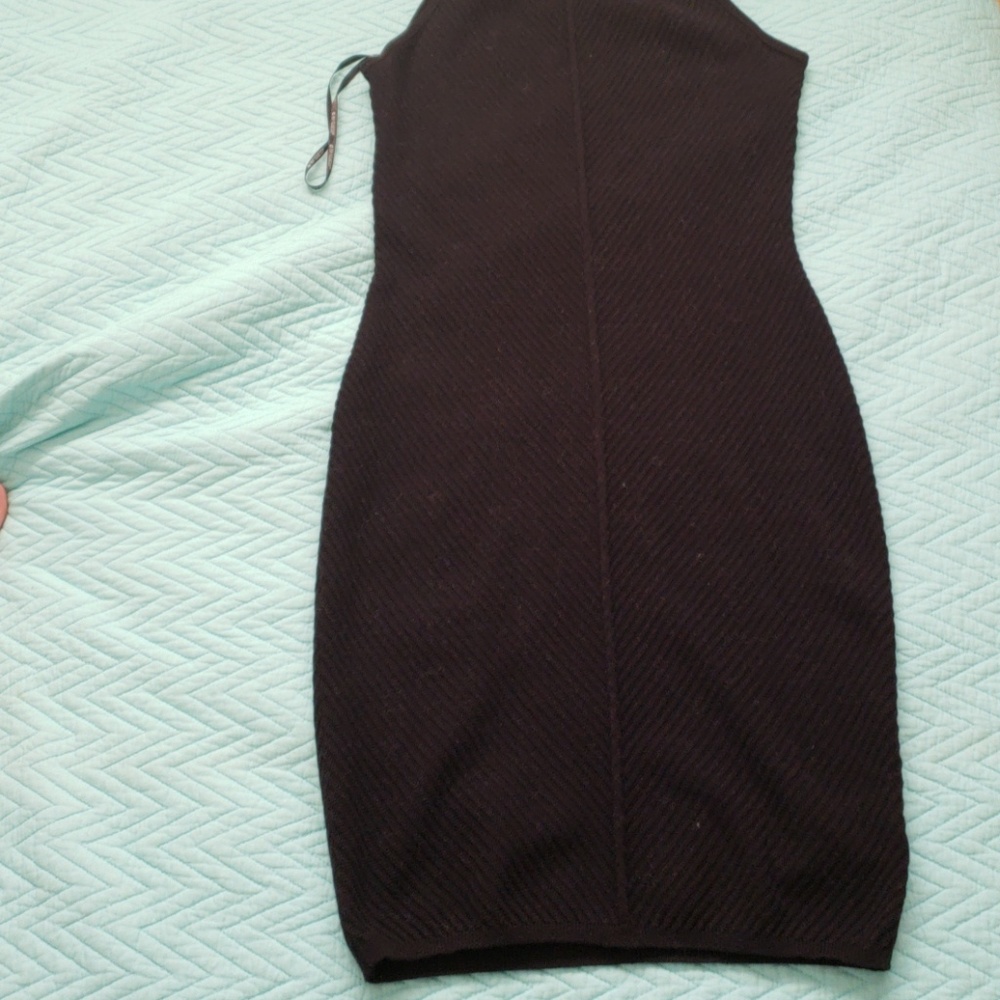 Dress - Picture 3 of 4